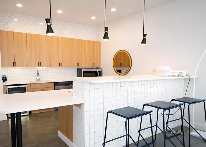 Modern 4br South Loop Near Mccormick Place And Soldier Field *