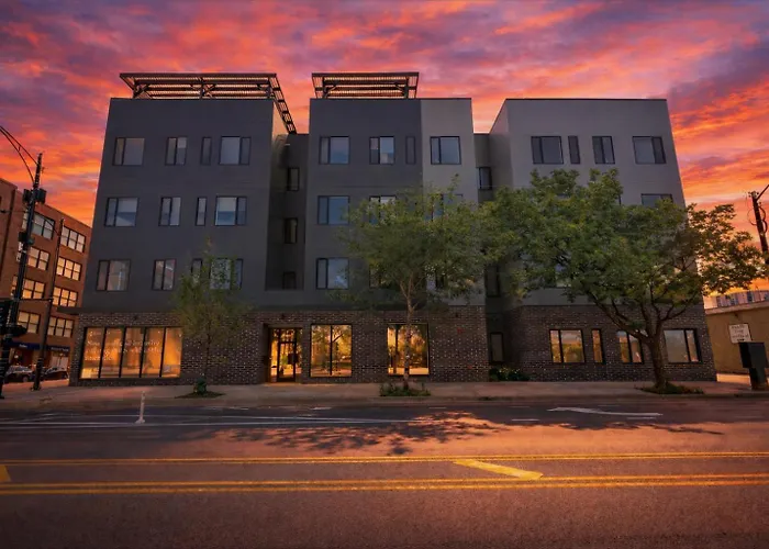 Modern 4br South Loop Near Mccormick Place And Soldier Field Apartment Chicago