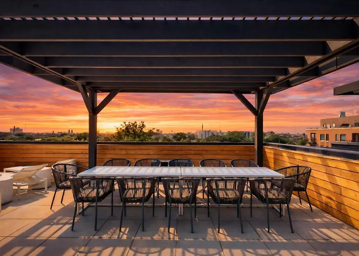 Modern 4br South Loop Near Mccormick Place And Soldier Field